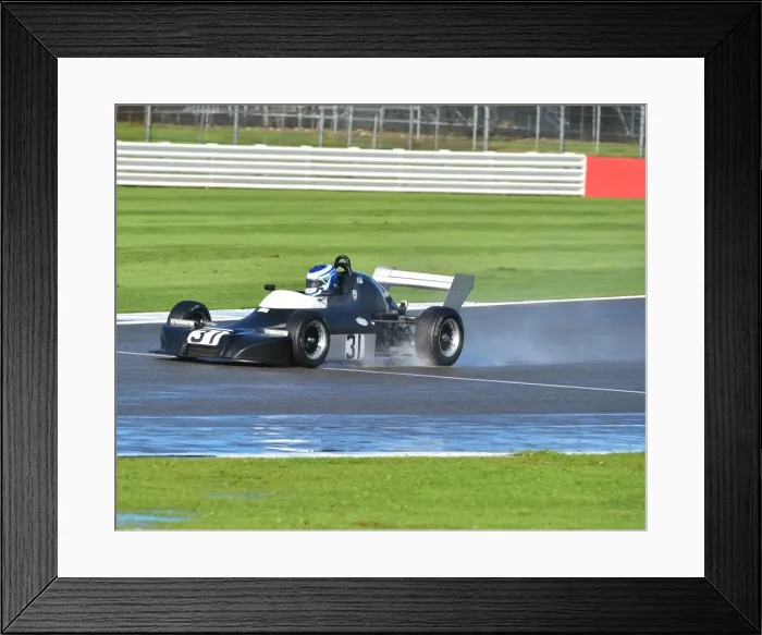Framed Print : CM16 8640 Brian Morris, Delta T80 Framed Print : CM16 8640 Brian Morris, Delta T80