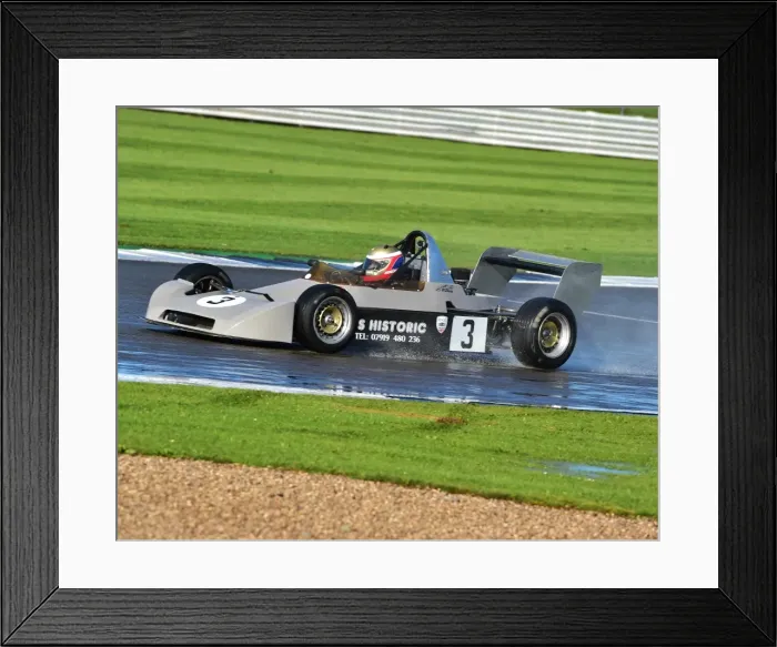 Framed Print : CM16 8647 Graham Ridgway, Royale RP27 Framed Print : CM16 8647 Graham Ridgway, Royale RP27