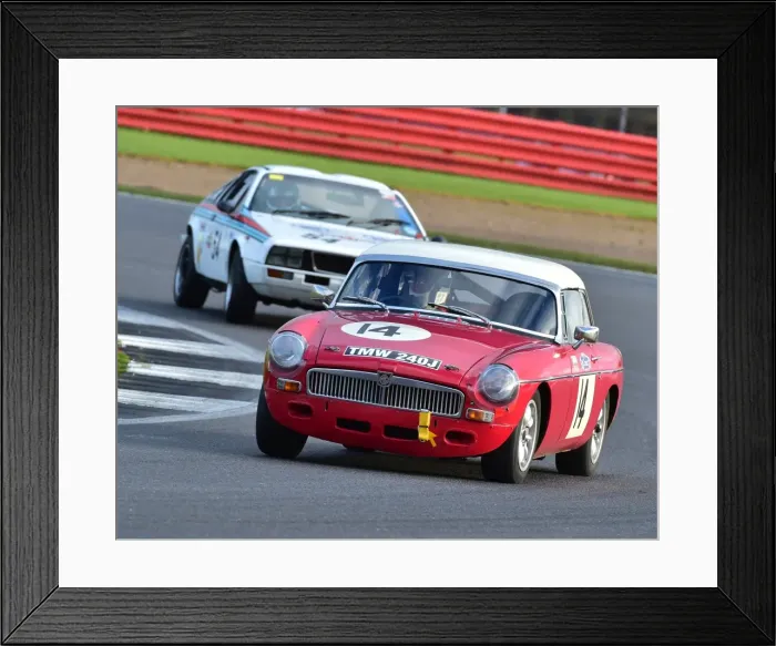 Framed Print : CM17 1506 John Leslie, MG B Roadster Framed Print : CM17 1506 John Leslie, MG B Roadster
