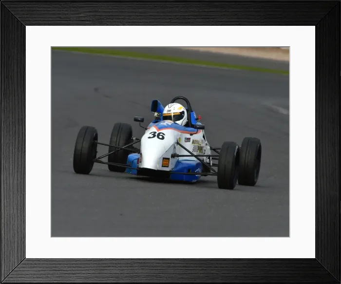Framed Print : CM17 1072 Daniel O Beirne, Swift SC95 Framed Print : CM17 1072 Daniel O Beirne, Swift SC95