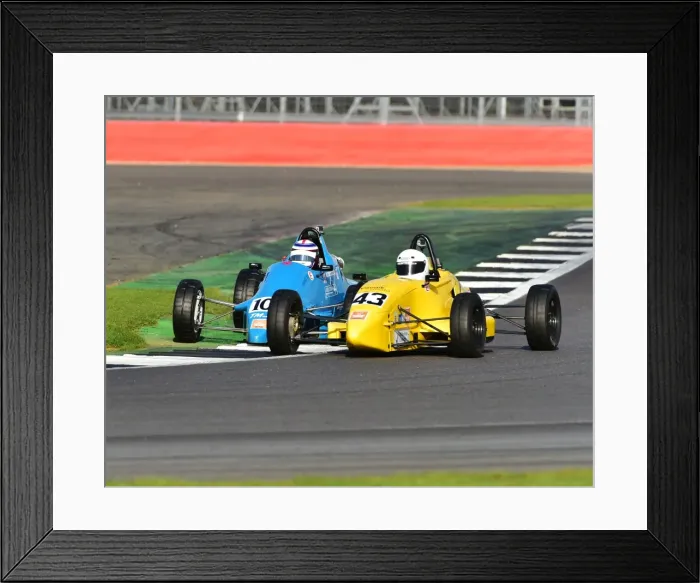 Framed Print : CM17 0826 Richard Higgins, Van Diemen JL12, Jonathan Miles, Van Diemen RF89 Framed Print : CM17 0826 Richard Higgins, Van Diemen JL12, Jonathan Miles, Van Diemen RF89