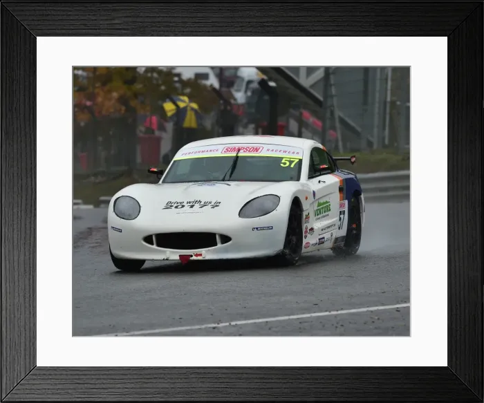 Framed Print : CM17 2642 Keaton Samra, Ginetta G40