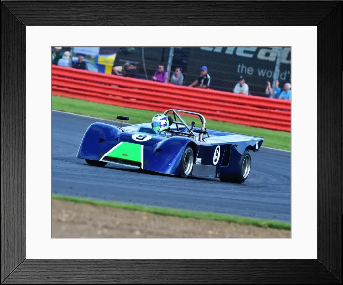 Framed Print : CM15 2762 Nick Padmore, Max Smith-Hilliard, Chevron B19 Framed Print : CM15 2762 Nick Padmore, Max Smith-Hilliard, Chevron B19