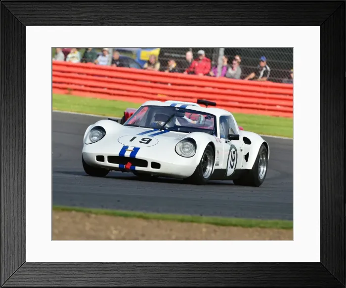 Framed Print : CM15 2745 Andrew Owen, Mark Owen, Chevron B8 Framed Print : CM15 2745 Andrew Owen, Mark Owen, Chevron B8