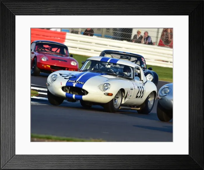Framed Print : CM15 3067 Daniel Reinhardt, Dominique Reinhardt, Jaguar E-Type Framed Print : CM15 3067 Daniel Reinhardt, Dominique Reinhardt, Jaguar E-Type