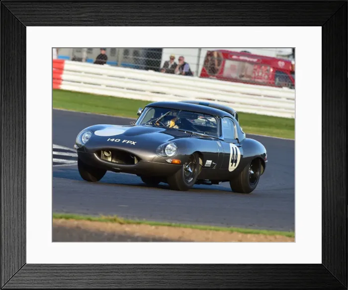 Framed Print : CM15 3056 Sam Thomas, Martin O Connell, Jaguar E-Type Framed Print : CM15 3056 Sam Thomas, Martin O Connell, Jaguar E-Type