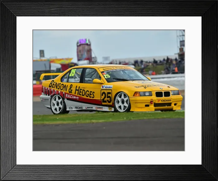 Framed Print : CM15 2341 Tony Longhurst, BMW 318 Framed Print : CM15 2341 Tony Longhurst, BMW 318