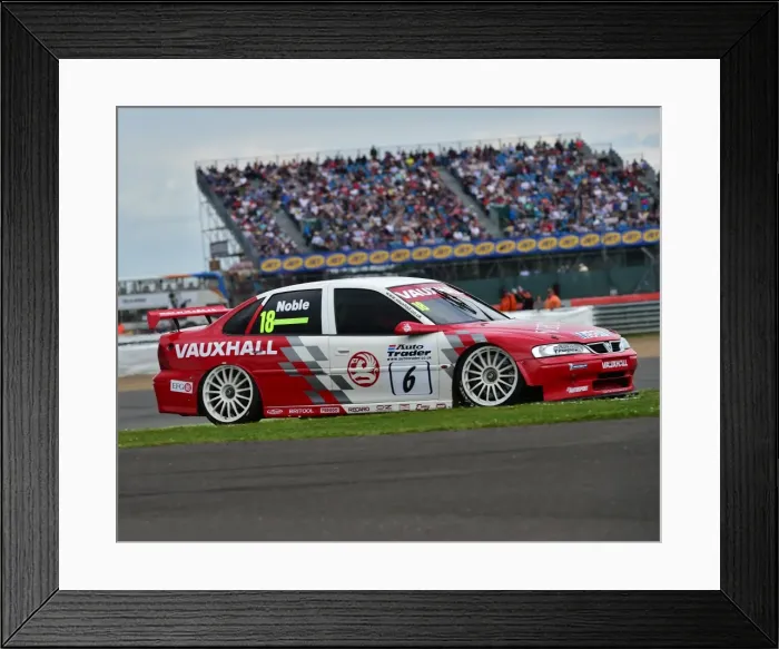 Framed Print : CM15 2327 Colin Noble Jnr, Vauxhall Vectra Framed Print : CM15 2327 Colin Noble Jnr, Vauxhall Vectra