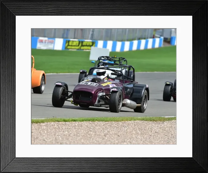 Framed Print : CM16 0574 Philip Horne, Caterham Blackbird 1340 Framed Print : CM16 0574 Philip Horne, Caterham Blackbird 1340