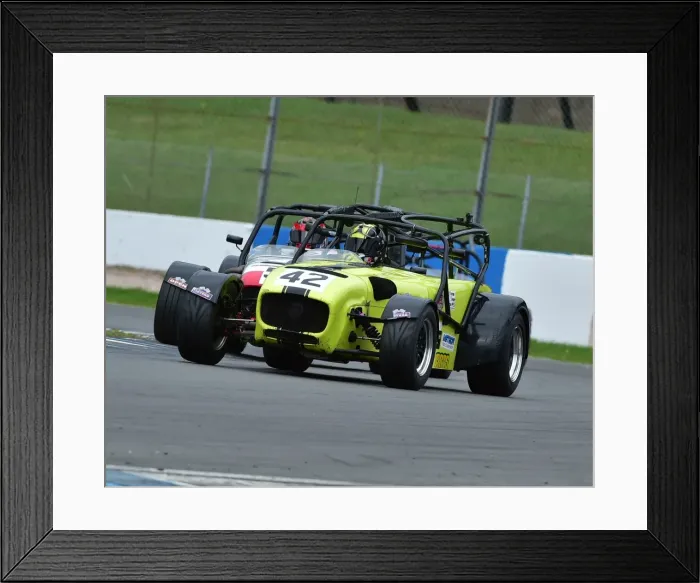 Framed Print : CM15 9870 Richard Carter, Caterham R300 2000 Framed Print : CM15 9870 Richard Carter, Caterham R300 2000