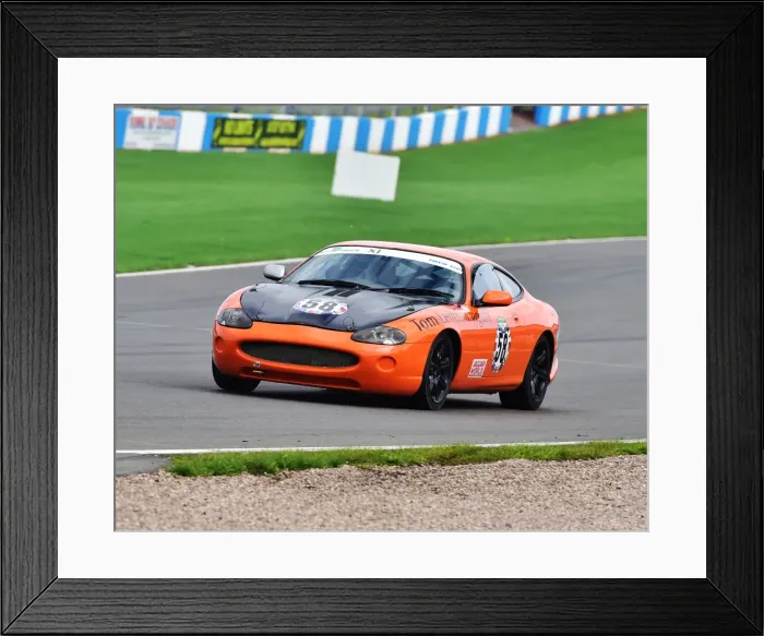 Framed Print : CM16 0639 Derek Pearce, Jaguar XK8 Framed Print : CM16 0639 Derek Pearce, Jaguar XK8