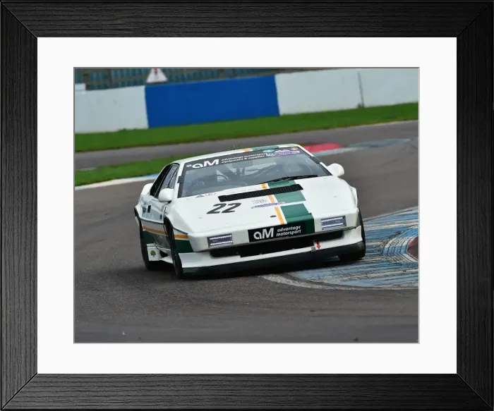 Framed Print : CM16 0930 Nicholas Olson, Lotus Esprit S3 Framed Print : CM16 0930 Nicholas Olson, Lotus Esprit S3