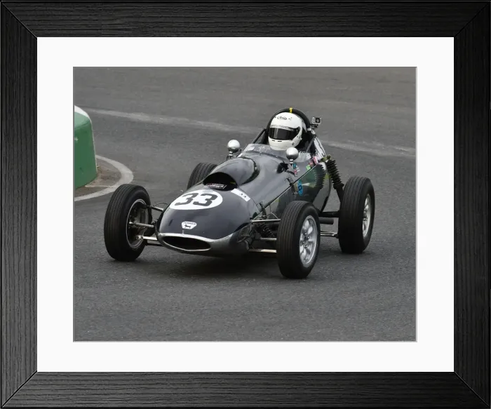 Framed Print : CM16 6664 Christopher Drake, Terrier MK 4 Series 1 Framed Print : CM16 6664 Christopher Drake, Terrier MK 4 Series 1