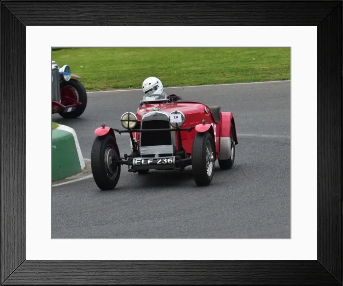 Framed Print : CM16 6638 Andrew Mitchell, HRG 1 litre
