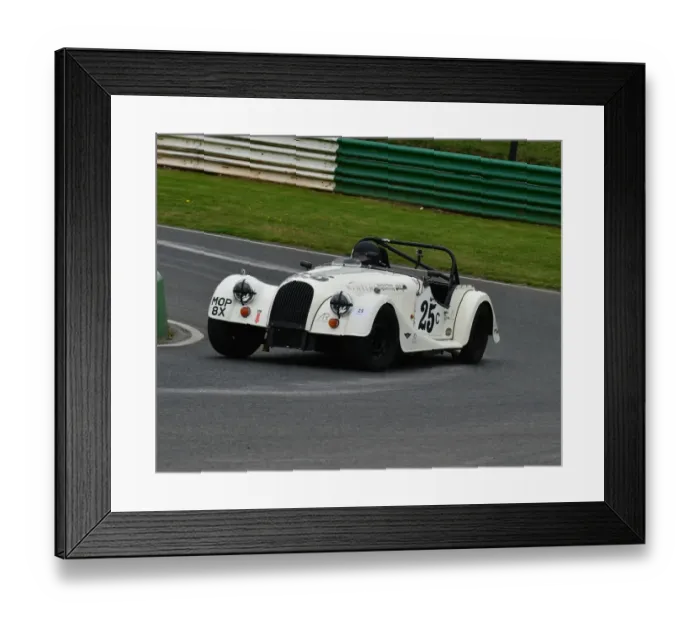 Framed Print : CM16 6360 Tim Ayres, Morgan Plus 8 Framed Print : CM16 6360 Tim Ayres, Morgan Plus 8