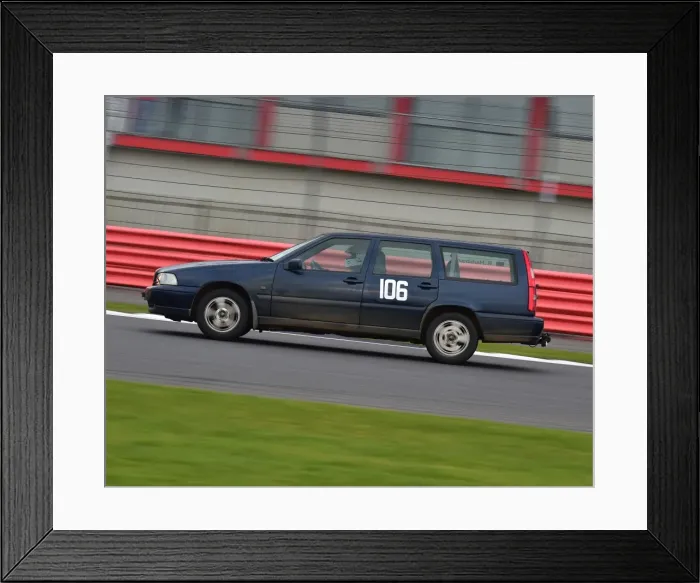 Framed Print : CM17 7162 Rob Hubbard, Volvo 850 Estate Framed Print : CM17 7162 Rob Hubbard, Volvo 850 Estate