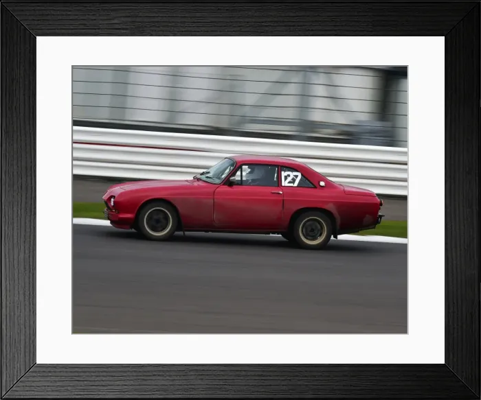Framed Print : CM17 7253 Geoff Toms, Reliant Scimitar SE4 Framed Print : CM17 7253 Geoff Toms, Reliant Scimitar SE4