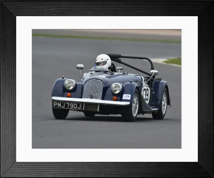 Framed Print : CM17 7094 Kelvin Laidlaw, Morgan Plus 8 Framed Print : CM17 7094 Kelvin Laidlaw, Morgan Plus 8
