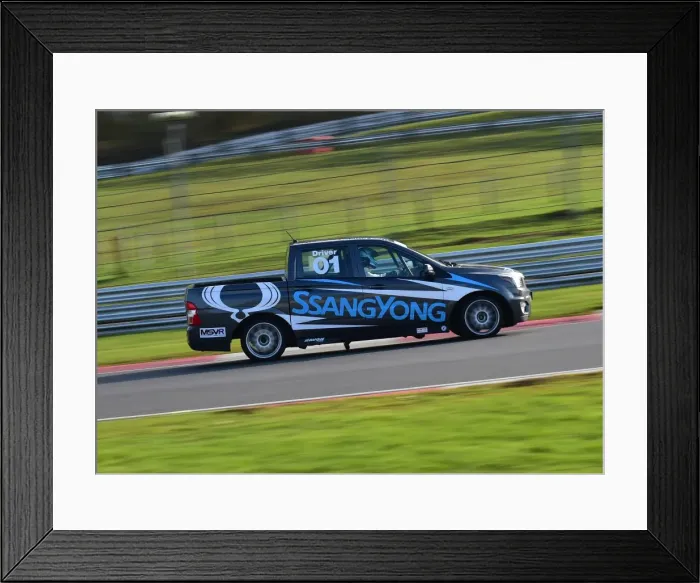 Framed Print : CM17 5747 Harry Webb, Glynn Geddie, Ssangyong, Pick-up truck Framed Print : CM17 5747 Harry Webb, Glynn Geddie, Ssangyong, Pick-up truck