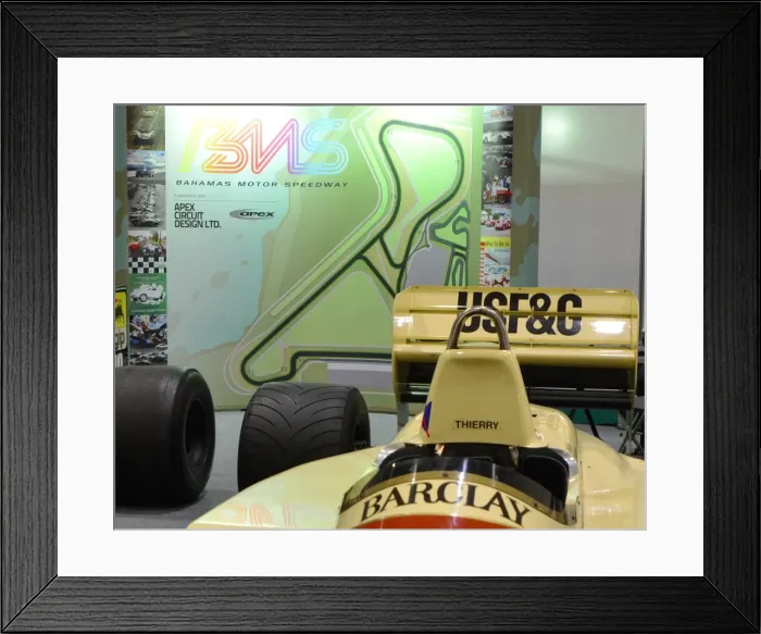 Framed Print : CJ6 7105 Thierry Boutsen, Arrows F1 Framed Print : CJ6 7105 Thierry Boutsen, Arrows F1