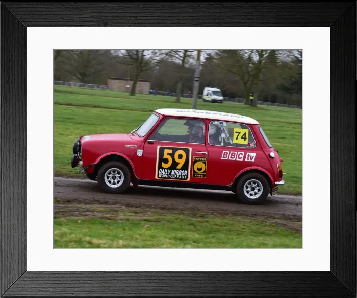 Framed Print : CM17 8033 John Cadwallader, Nic Cadwallader, Mini Clubman GT Framed Print : CM17 8033 John Cadwallader, Nic Cadwallader, Mini Clubman GT
