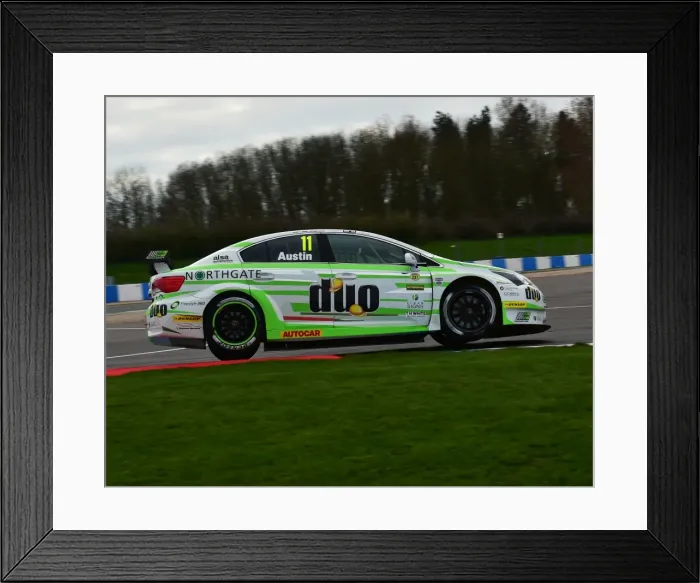 Framed Print : CM17 9783 Rob Austin, Toyota Avensis