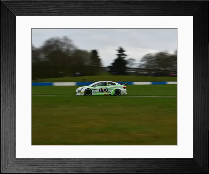 Framed Print : CM17 9641 Rob Austin, Toyota Avensis Framed Print : CM17 9641 Rob Austin, Toyota Avensis