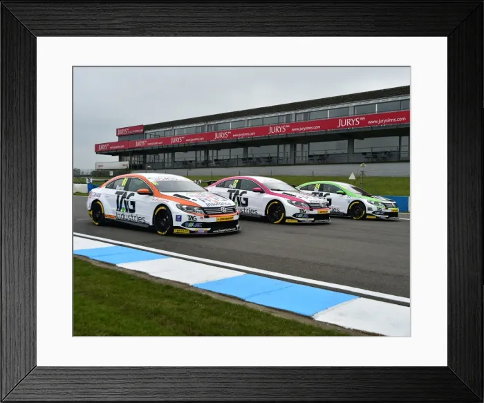 Framed Print : CM17 9168 Will Burns, Michael Epps, Jake Hill, Volkswagen CC Framed Print : CM17 9168 Will Burns, Michael Epps, Jake Hill, Volkswagen CC