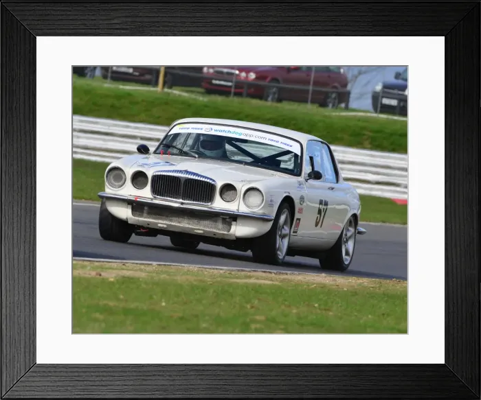 Framed Print : CJ6 7260 David Bye, Jaguar XJ6 Coupe Framed Print : CJ6 7260 David Bye, Jaguar XJ6 Coupe