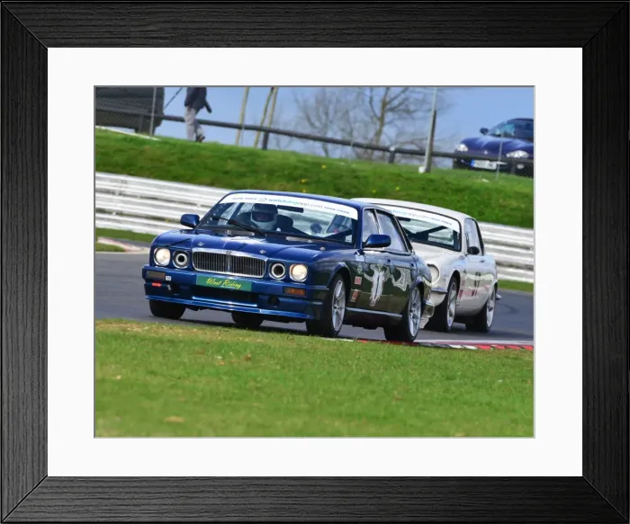 Framed Print : CJ6 7259 Thomas Butterfield, Jaguar XJ40 Framed Print : CJ6 7259 Thomas Butterfield, Jaguar XJ40