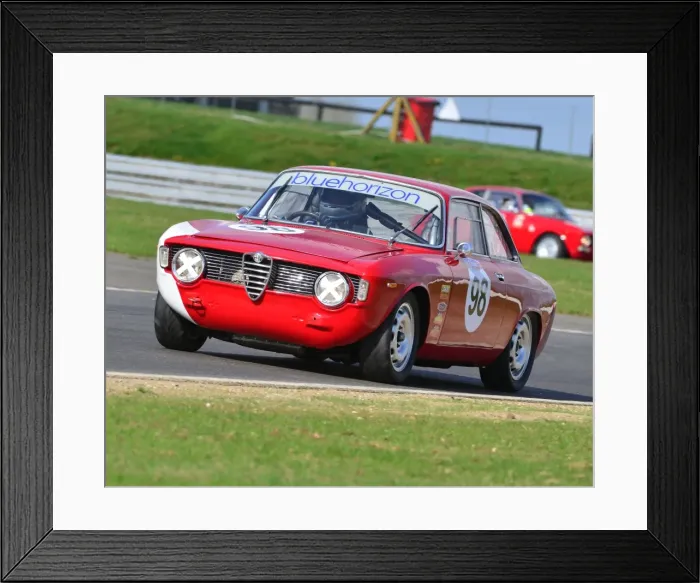 Framed Print : CJ6 7134 Steven Byrne, Jerry Bailey, Alfa Romeo Giulia Sprint Framed Print : CJ6 7134 Steven Byrne, Jerry Bailey, Alfa Romeo Giulia Sprint