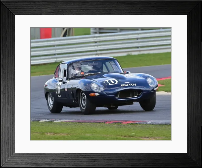 Framed Print : CM18 3736 Jonathan Navon, Jaguar E-Type Framed Print : CM18 3736 Jonathan Navon, Jaguar E-Type