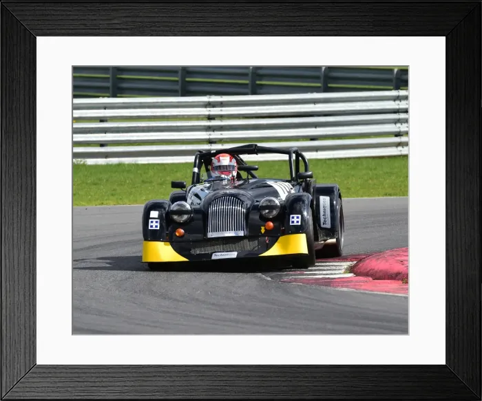 Framed Print : CM18 3435 Philip Goddard, Morgan Plus 8 Framed Print : CM18 3435 Philip Goddard, Morgan Plus 8