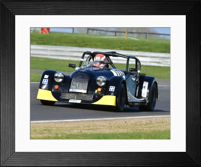 Framed Print : CM18 3076 Philip Goddard, Morgan Plus 8 Framed Print : CM18 3076 Philip Goddard, Morgan Plus 8