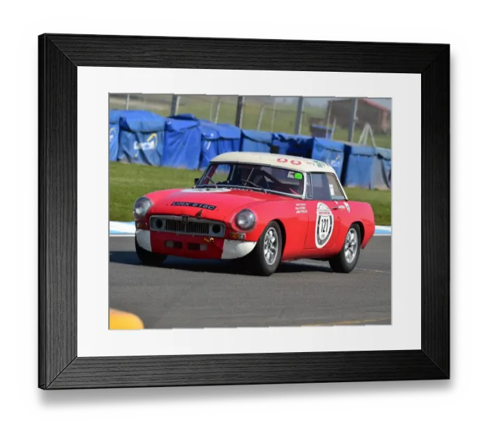 Framed Print : CM18 4440 Paul Rayment, MG B Framed Print : CM18 4440 Paul Rayment, MG B