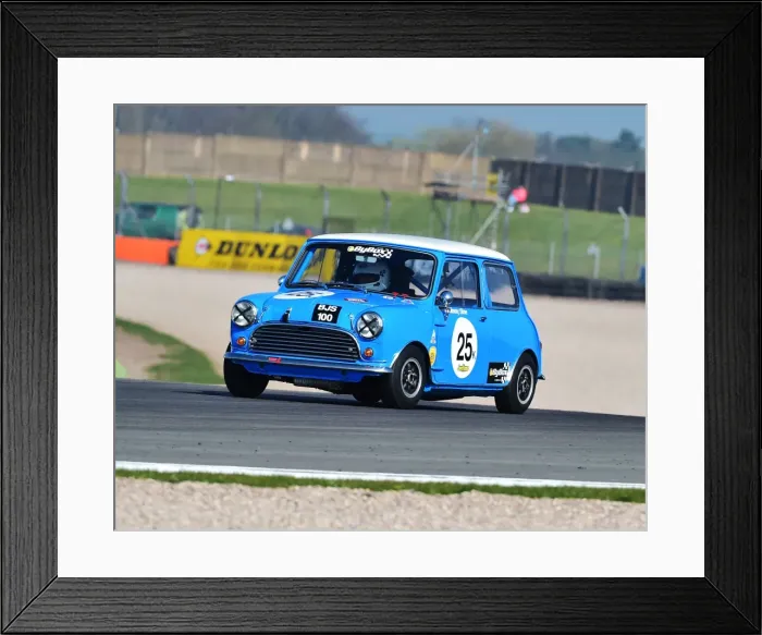 Framed Print : CM18 4175 Barry Sime, Morris Mini Cooper