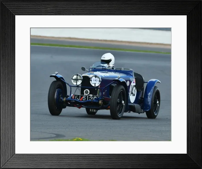 Framed Print : CJ6 8258 Alexander Hewitson, Riley 12-4 Special Framed Print : CJ6 8258 Alexander Hewitson, Riley 12-4 Special
