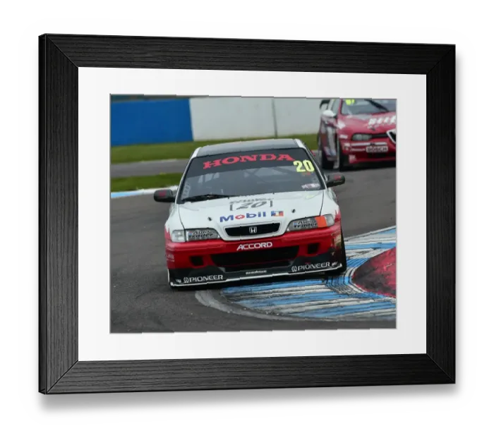 Framed Print : CM19 0528 Chris Beighton, Honda Accord Framed Print : CM19 0528 Chris Beighton, Honda Accord