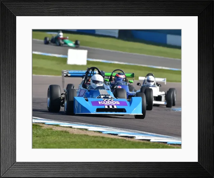 Framed Print : CM18 4800 Davy Walton, Royale RP27 Framed Print : CM18 4800 Davy Walton, Royale RP27
