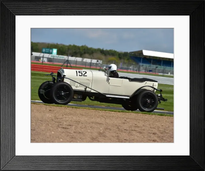Framed Print : CM18 7066 Vivian Bush, Bentley 3 litre Framed Print : CM18 7066 Vivian Bush, Bentley 3 litre