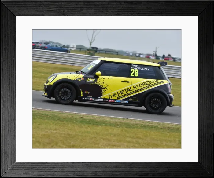 Framed Print : CM19 1294 Andy Montgomery, Mini Cooper S Framed Print : CM19 1294 Andy Montgomery, Mini Cooper S