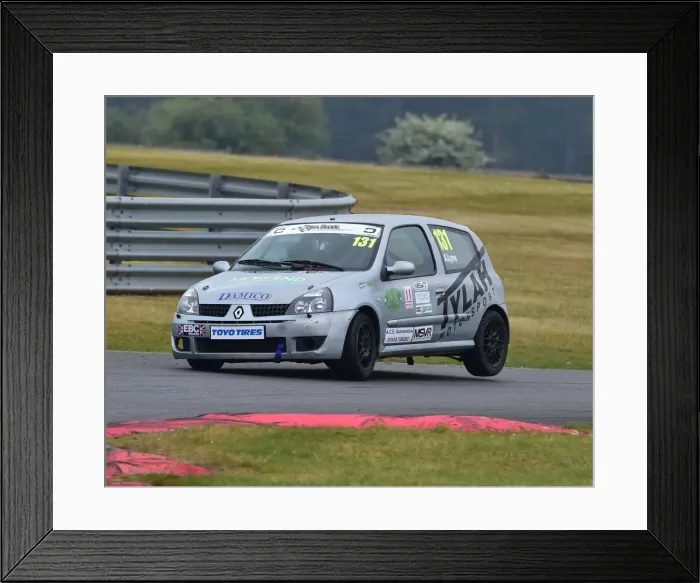 Framed Print : CM19 1422 Alan Lyne, Renault Clio Framed Print : CM19 1422 Alan Lyne, Renault Clio