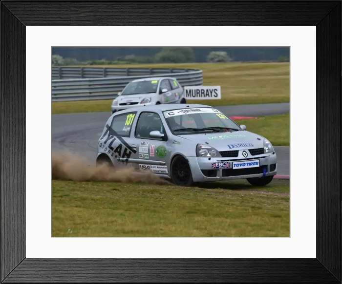 Framed Print : CM19 1428 Alan Lyne, Renault Clio Framed Print : CM19 1428 Alan Lyne, Renault Clio