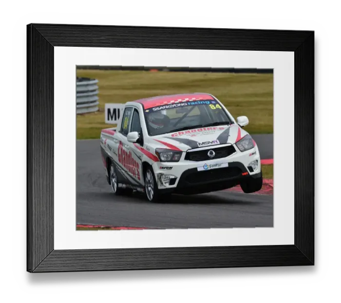 Framed Print : CM19 1844 Gavin Pell, SsangYong Musso Framed Print : CM19 1844 Gavin Pell, SsangYong Musso