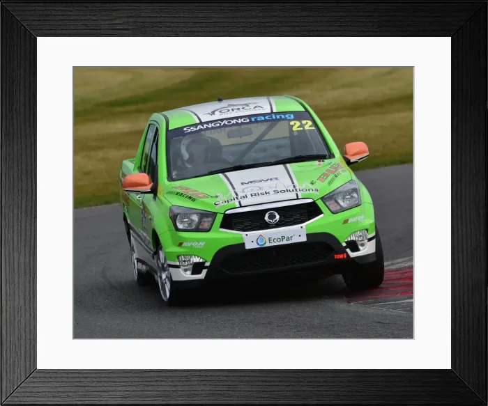 Framed Print : CM19 1777 Simon Warr, SsangYong Musso Framed Print : CM19 1777 Simon Warr, SsangYong Musso