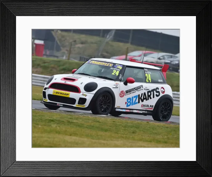 Framed Print : CM19 1306 Rob Austin, Mini Cooper S Framed Print : CM19 1306 Rob Austin, Mini Cooper S