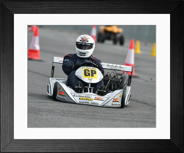 Framed Print : CM18 9790 Geoff Page, Zip, Yamaha 250cc Framed Print : CM18 9790 Geoff Page, Zip, Yamaha 250cc