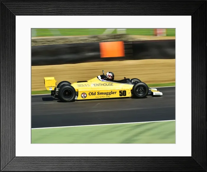 Framed Print : CM19 3996 Michael Lyons, Williams FW07B Framed Print : CM19 3996 Michael Lyons, Williams FW07B