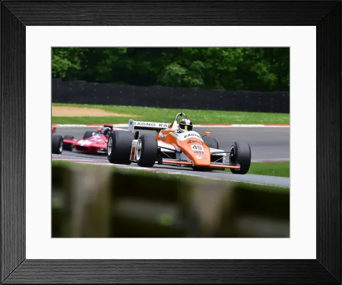 Framed Print : CM19 5485 Neil Glover, Arrows A5 Framed Print : CM19 5485 Neil Glover, Arrows A5