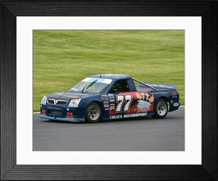Framed Print : CM19 7280 Chris Land Framed Print : CM19 7280 Chris Land